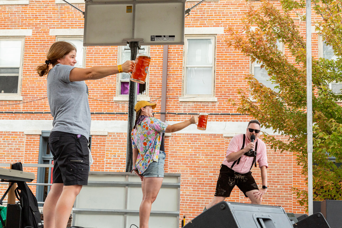 2025 Northside Oktoberfest - Masskrugstemmen Stein Holding Competition